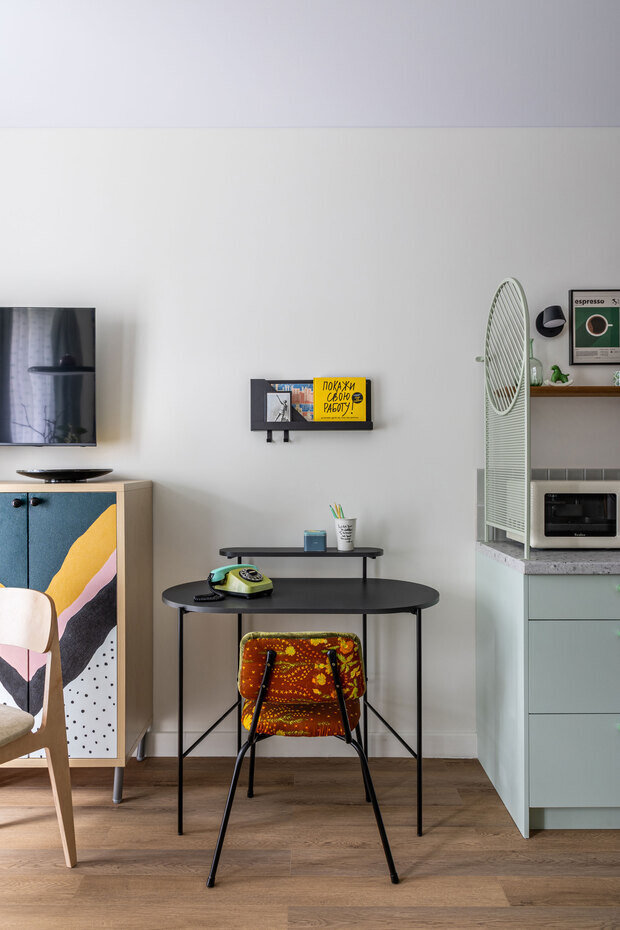 Фотография: Гостиная в стиле Современный, Малогабаритная квартира, Квартира, Студия, Проект дня, Татьяна Иванова, до 40 метров, Ярославль, современный с элементами ретро, фото интерьера, дизайн интерьера фото – фото на INMYROOM