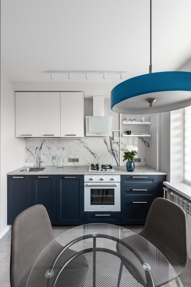 Фотография: Кухня и столовая в стиле Современный, Минимализм, Квартира, Проект недели, Подольск, 1 комната, до 40 метров, Мария Соколова – фото на INMYROOM