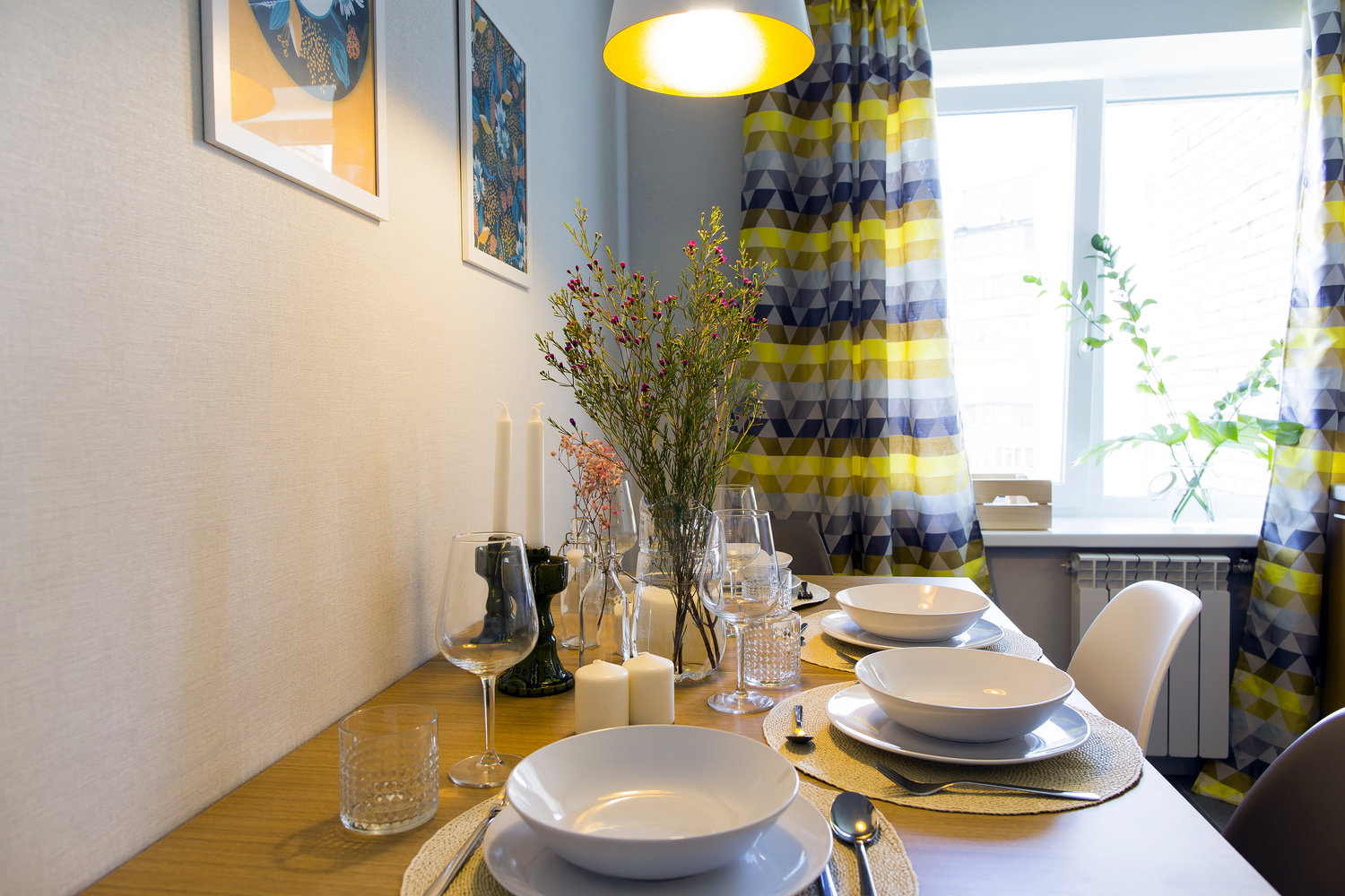 Фотография: Кухня и столовая в стиле Современный, Скандинавский, Квартира, Проект недели, Одинцово, Кирпичный дом, 2 комнаты, 60-90 метров, Flatforfox – фото на INMYROOM Фотография: Кухня и столовая в стиле Современный, Скандинавский, Квартира, Проект недели, Одинцово, Кирпичный дом, 2 комнаты, 60-90 метров, Flatforfox – фото на INMYROOM