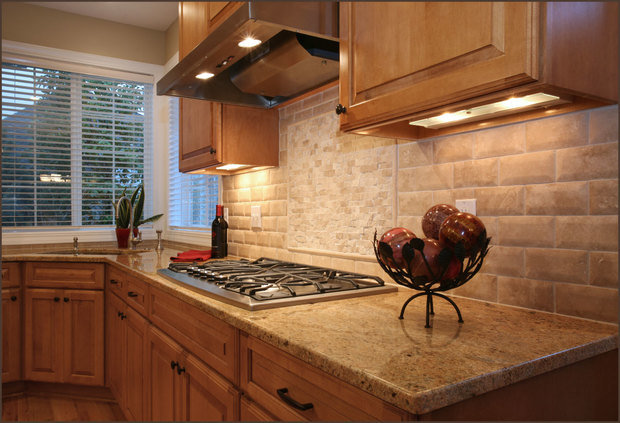 Фотография: Кухня и столовая в стиле Прованс и Кантри, Интерьер комнат – фото на INMYROOM