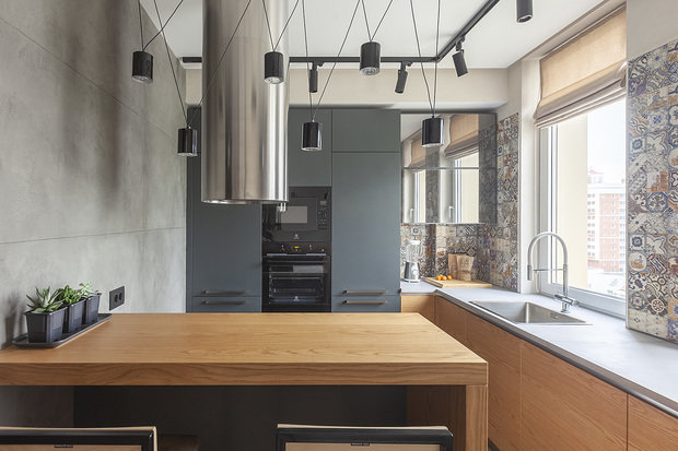 Фотография: Кухня и столовая в стиле Лофт, Прихожая, Гостиная, Спальня, Декор интерьера, Квартира, Студия, 40-60 метров, Мария Полянская – фото на INMYROOM