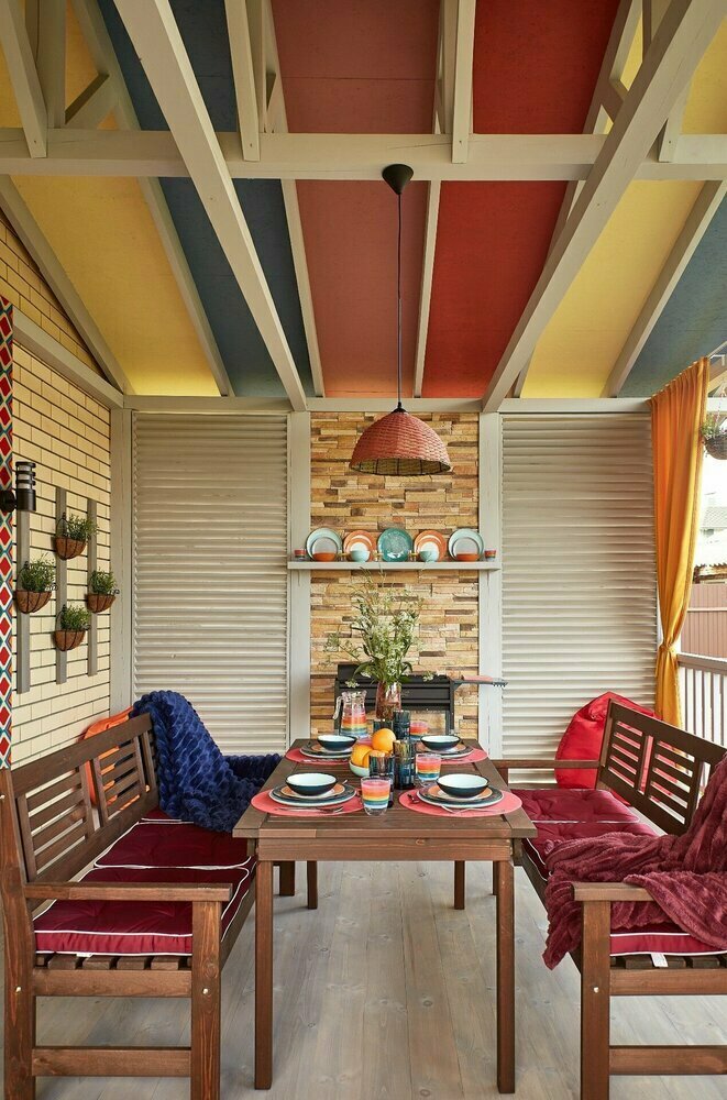 Дизайн: Марина Саркисян