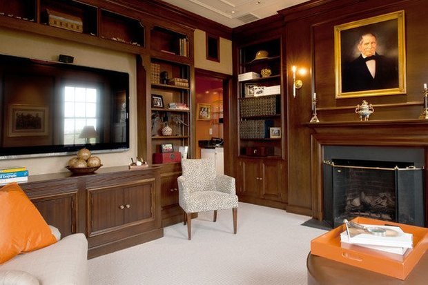 Фотография: Гостиная в стиле Классический, Квартира, Дома и квартиры, Пентхаус, Картины – фото на INMYROOM