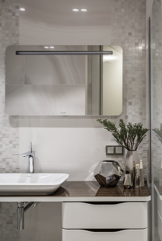 Фотография: Ванная в стиле Современный, Квартира, Проект недели, Москва, Монолитный дом, 4 и больше, Более 90 метров, Юлия Кишкович – фото на INMYROOM