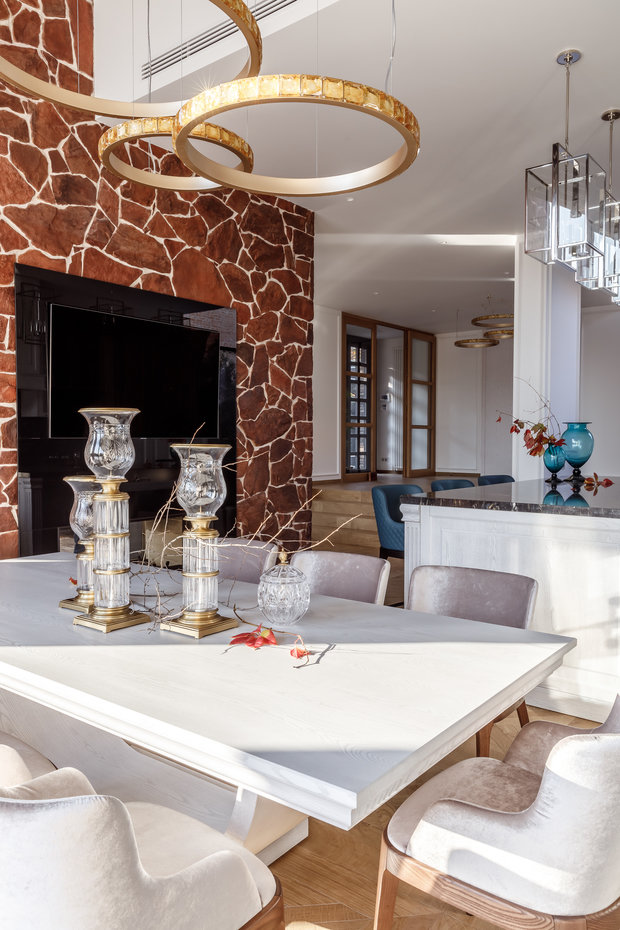 Фотография: Кухня и столовая в стиле Современный, Эклектика, Дом, Проект дня, Дом и дача, 4 и больше, Более 90 метров, Эксклюзивные проекты, Chado – фото на INMYROOM