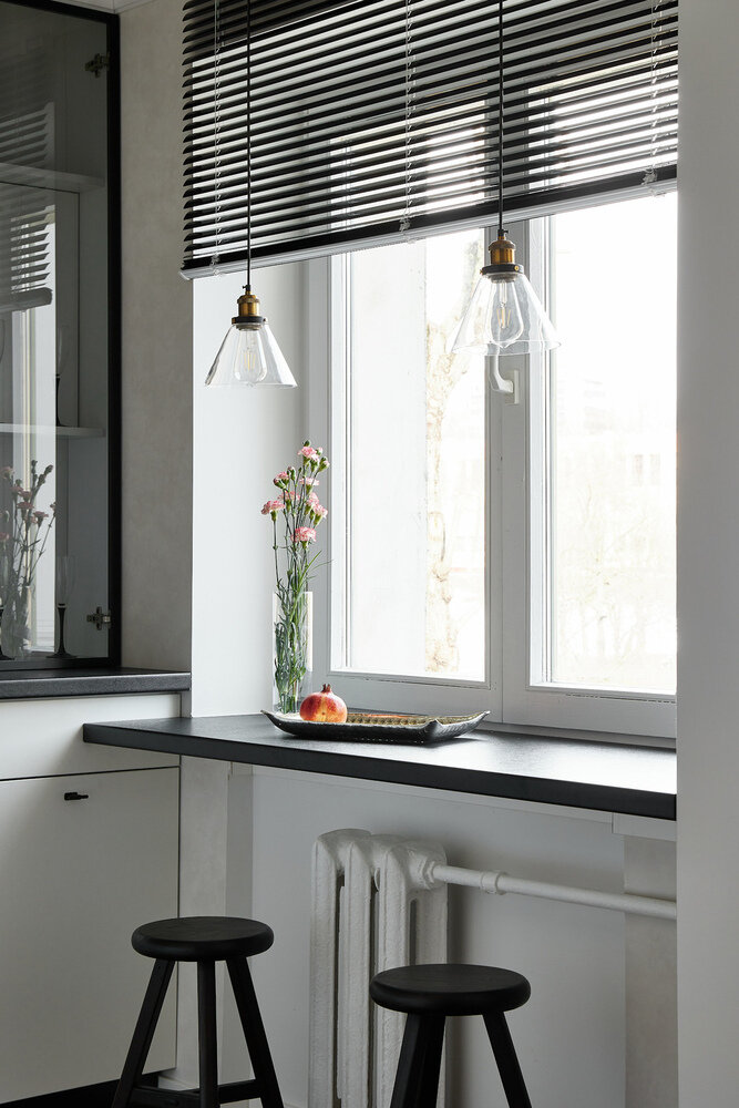 Фотография: Кухня и столовая в стиле Скандинавский, Современный, Эклектика, Квартира, Советы, Хрущевка, Татьяна Самодурова – фото на INMYROOM Фотография: Кухня и столовая в стиле Скандинавский, Современный, Эклектика, Квартира, Советы, Хрущевка, Татьяна Самодурова – фото на INMYROOM