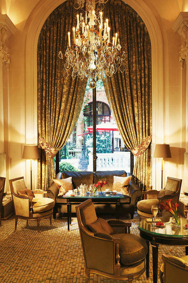 Фотография: Гостиная в стиле Классический, Современный – фото на INMYROOM