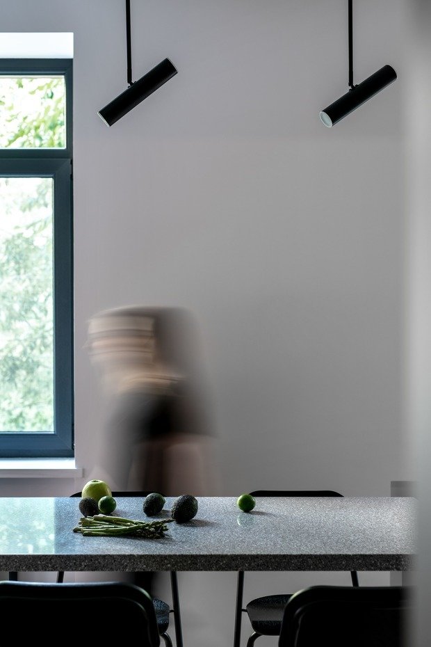 Фотография: Кухня и столовая в стиле Минимализм, Современный, Квартира, Студия, Проект недели, Киев, Сталинка, Кирпичный дом, до 40 метров, 40-60 метров, U Concept – фото на INMYROOM