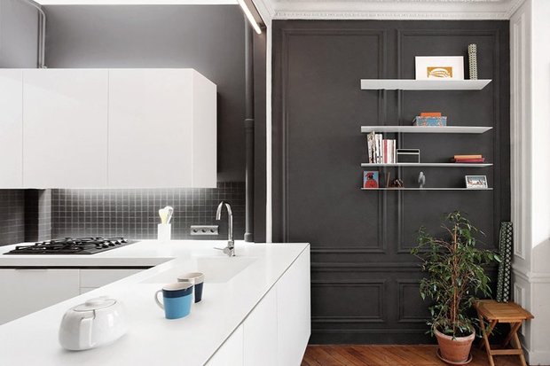 Фотография: Кухня и столовая в стиле Хай-тек, Квартира, Франция, Дома и квартиры – фото на INMYROOM