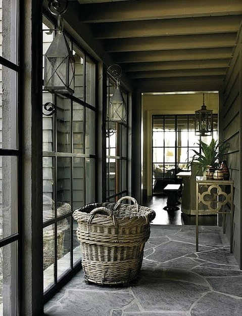 Фотография: Прихожая в стиле Прованс и Кантри, Эклектика, Дом, Дома и квартиры, Колониальный – фото на INMYROOM