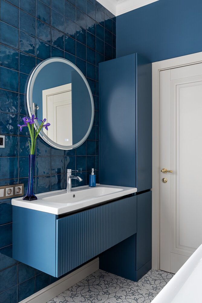 В мокрых зонах использовали плитку и частично краску. В мокрых зонах использовали плитку и частично краску.