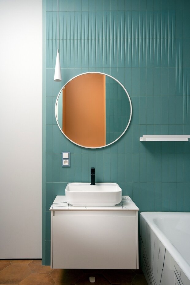 Фотография: Ванная в стиле Современный, Минимализм, Квартира, Проект недели, Москва, Монолитный дом, 2 комнаты, 40-60 метров, Марина Членова – фото на INMYROOM