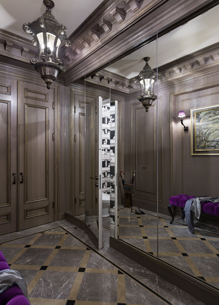 Фотография: Прихожая в стиле Классический, Квартира, Проект недели, Киев, Сталинка, 4 и больше, Более 90 метров, Александрина Лукач, Intemporary Design Studio – фото на INMYROOM Фотография: Прихожая в стиле Классический, Квартира, Проект недели, Киев, Сталинка, 4 и больше, Более 90 метров, Александрина Лукач, Intemporary Design Studio – фото на INMYROOM