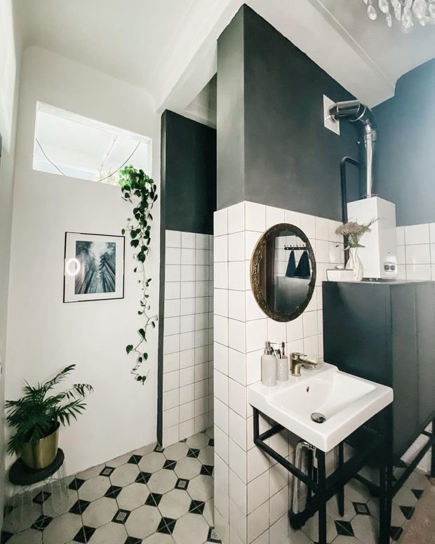 Фотография: Ванная в стиле Скандинавский, Ремонт на практике, ремонт сталинки – фото на INMYROOM