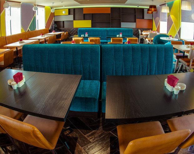 Фото из портфолио Кафе Винегрет – фотографии дизайна интерьеров на INMYROOM