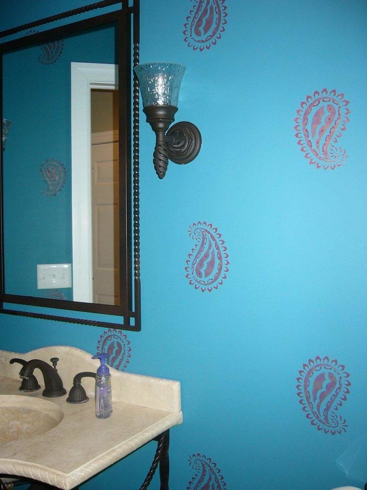 Фотография: Ванная в стиле Прованс и Кантри, Современный, Восточный, Декор интерьера, Декор дома, Ковер – фото на INMYROOM Фотография: Ванная в стиле Прованс и Кантри, Современный, Восточный, Декор интерьера, Декор дома, Ковер – фото на INMYROOM