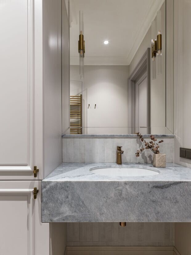 Фотография: Ванная в стиле Классический, Современный, Эклектика, Квартира, Проект дня, 3 комнаты, 60-90 метров, Монолитно-кирпичный – фото на INMYROOM
