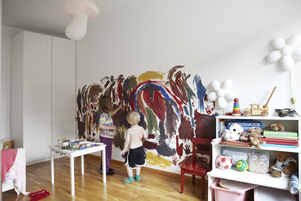 Фотография: Детская в стиле Скандинавский, Современный, Квартира, Швеция, Цвет в интерьере, Дома и квартиры, Белый – фото на INMYROOM