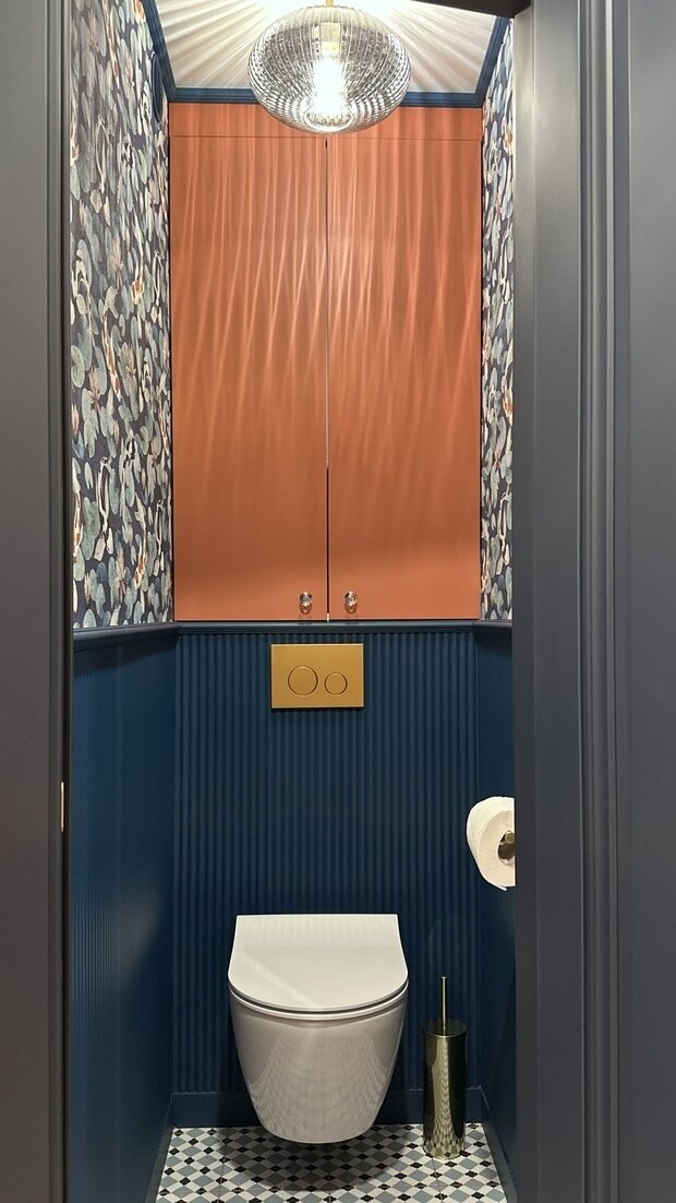 Фотография: Ванная в стиле Современный, Эклектика, Квартира, Проект дня, двухкомнатная квартира в хрущевке, ремонт в хрущевке, Калининград, переделка хрущевки, как обустроить двухкомнатную квартиру в хрущевки, ремонт хрущевки, Хрущевка, 2 комнаты, 40-60 метров, интерьер хрущевке, интерьер хрущевки, как обновить хрущевку, дизайн хрущевки, ремонт в хрущёвке, Екатерина Трусова – фото на INMYROOM