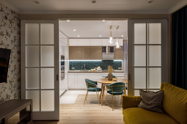 Фотография: Кухня и столовая в стиле Современный, Квартира, Проект недели, Новая Москва, 2 комнаты, 60-90 метров, Dot and Dash Architects – фото на INMYROOM
