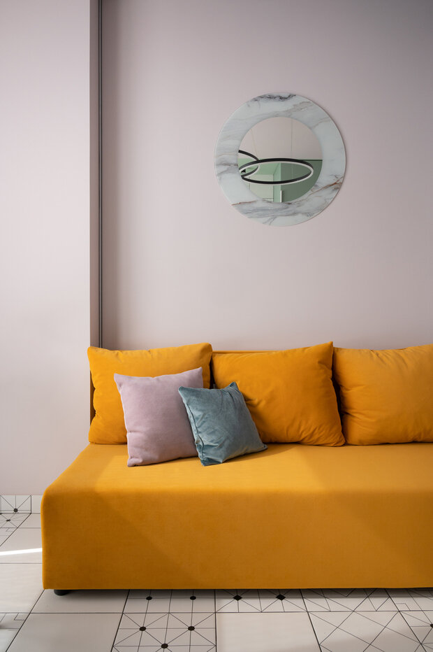 Фотография: Гостиная в стиле Современный, Минимализм, Малогабаритная квартира, Квартира, Проект недели, Реутов, 2 комнаты, до 40 метров, Ника Чередникова – фото на INMYROOM