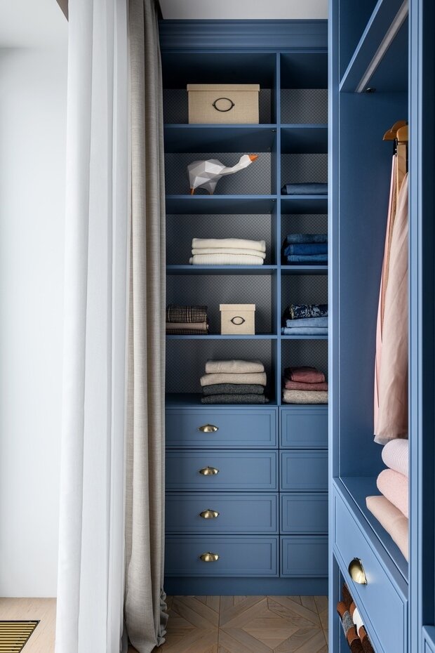 Фотография: Гардеробная в стиле Эклектика, Квартира, Проект недели, Новосибирск, 3 комнаты, 60-90 метров, Анастасия Каширская, Анна Бузик – фото на INMYROOM