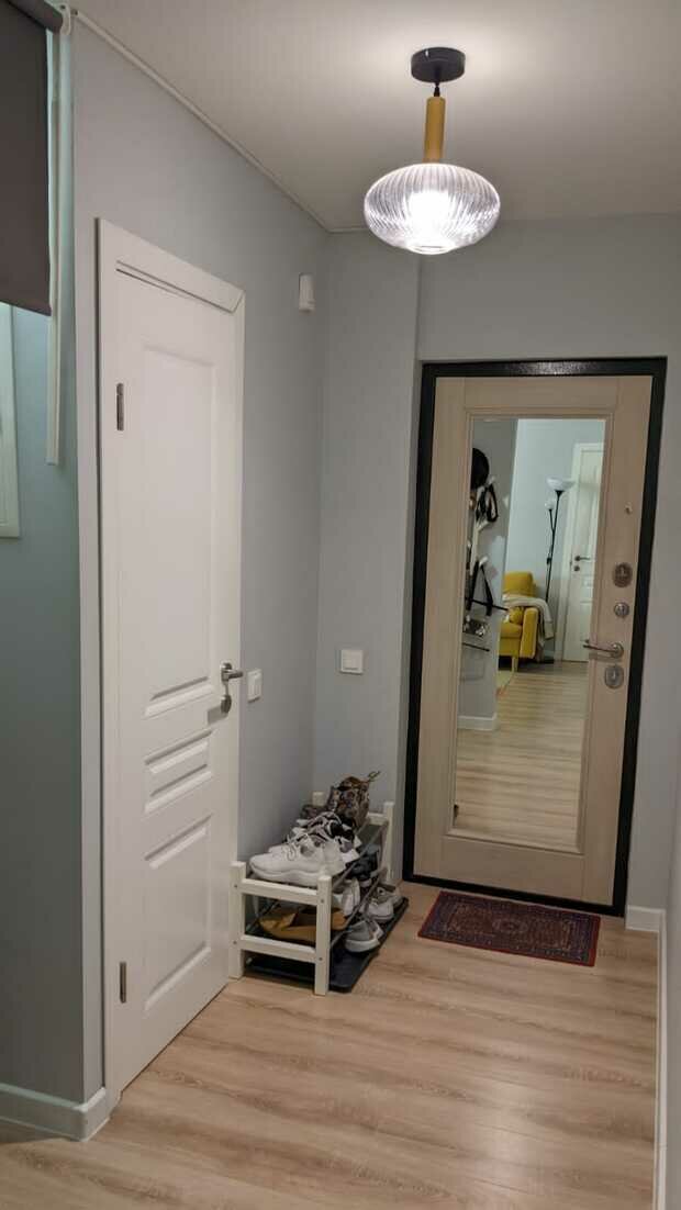 Фотография: Прихожая в стиле Скандинавский, Ремонт на практике, ремонт хрущевки, Хрущевка, 40-60 метров, интерьер хрущевки – фото на INMYROOM