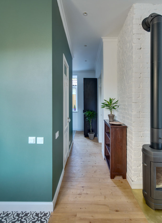 Фотография: Прихожая в стиле Скандинавский, Эклектика, Малогабаритная квартира, Квартира, Проект недели, Киев, Старый фонд, Кирпичный дом, Майя Баклан, 2 комнаты, 40-60 метров – фото на INMYROOM