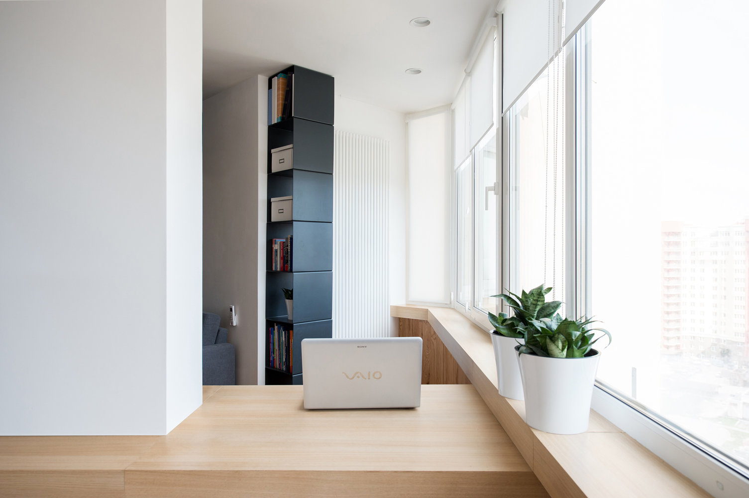 Фотография: в стиле , Квартира, Студия, Белый, Минимализм, Проект недели, Бежевый, Киев, Lugerin Architects, новостройка, Монолитный дом, 40-60 метров – фото на INMYROOM