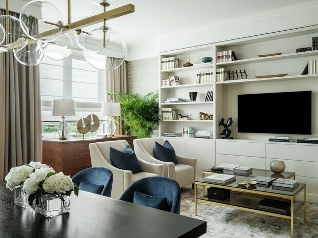 Фотография: Гостиная в стиле Классический, Современный, Квартира, Проект дня, 3 комнаты, 60-90 метров, ЖК «Сити парк», современный с элементами классики и роскоши – фото на INMYROOM