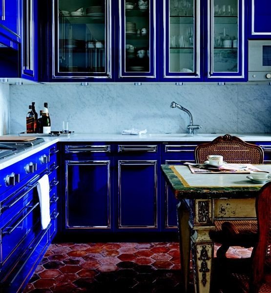 Фото из портфолио Королевский кобальтовый – фотографии дизайна интерьеров на INMYROOM