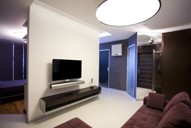 Фотография: Гостиная в стиле Современный, Хай-тек, Квартира, Дома и квартиры, Минимализм – фото на INMYROOM