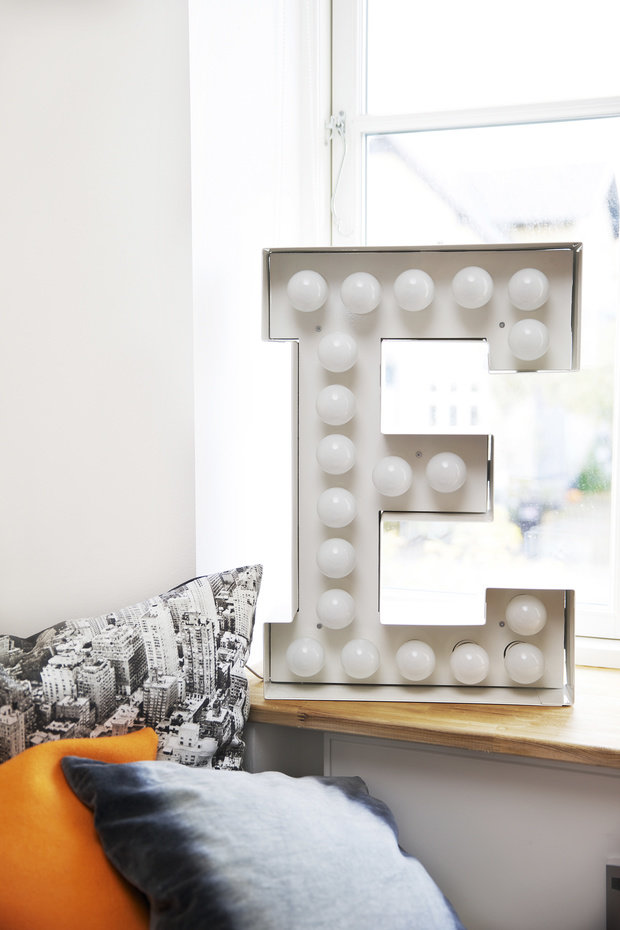 Фото из портфолио Дом в ярких красках – фотографии дизайна интерьеров на INMYROOM