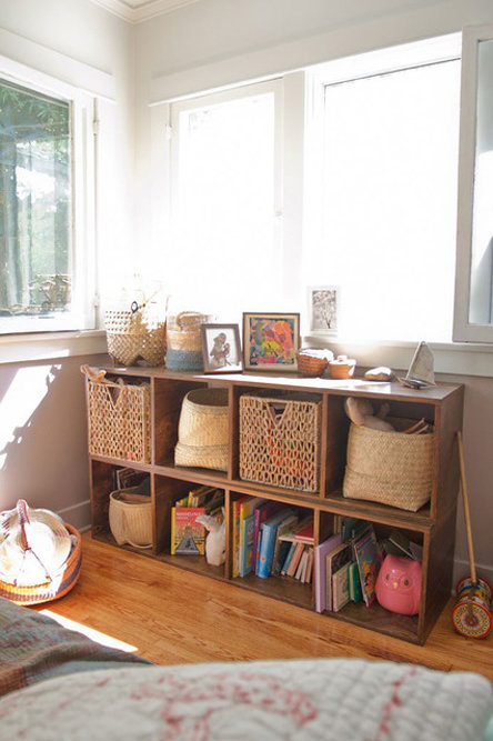 Фотография: Детская в стиле Прованс и Кантри, Современный, Интерьер комнат, Системы хранения – фото на INMYROOM Фотография: Детская в стиле Прованс и Кантри, Современный, Интерьер комнат, Системы хранения – фото на INMYROOM