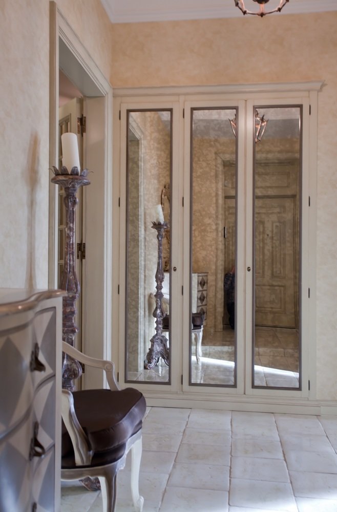 Фото из портфолио Проект квартиры на Лиховом переулке – фотографии дизайна интерьеров на INMYROOM Фото из портфолио Проект квартиры на Лиховом переулке – фотографии дизайна интерьеров на INMYROOM