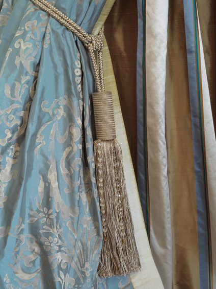 Фотография: Декор в стиле Классический, Современный – фото на INMYROOM