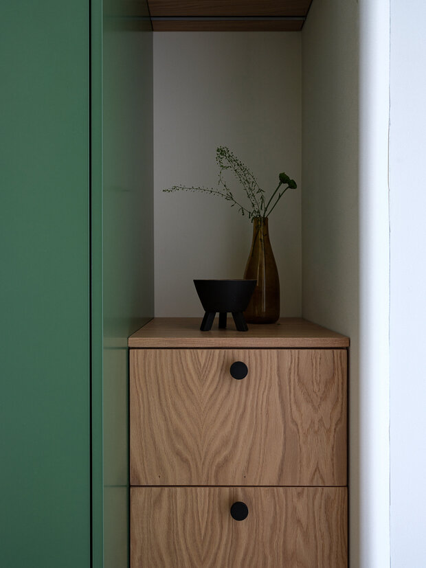 Фотография: Прихожая в стиле Современный, Малогабаритная квартира, Квартира, Проект дня, Москва, 2 комнаты, до 40 метров – фото на INMYROOM