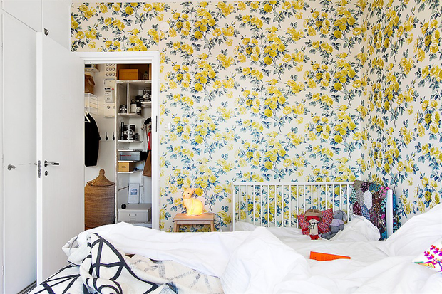 Фотография: Спальня в стиле Прованс и Кантри, Скандинавский, Малогабаритная квартира, Квартира, Франция, Дома и квартиры – фото на INMYROOM