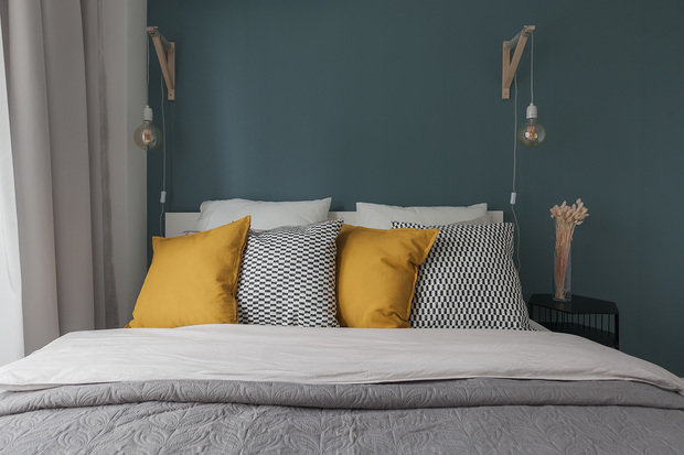 Фотография: Спальня в стиле Минимализм, Квартира, Проект недели, Москва, Герой InMyRoom, Панельный дом, 3 комнаты, 40-60 метров, ЖК «Варшавское шоссе 141» – фото на INMYROOM