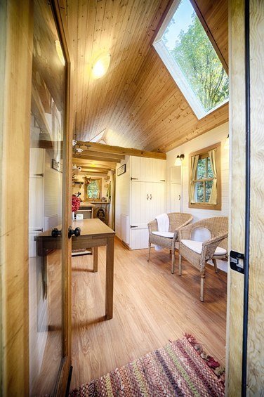 Фотография: Кухня и столовая в стиле Прованс и Кантри, Малогабаритная квартира, Дом, США, Дома и квартиры, Чердак, Дом на колесах – фото на INMYROOM