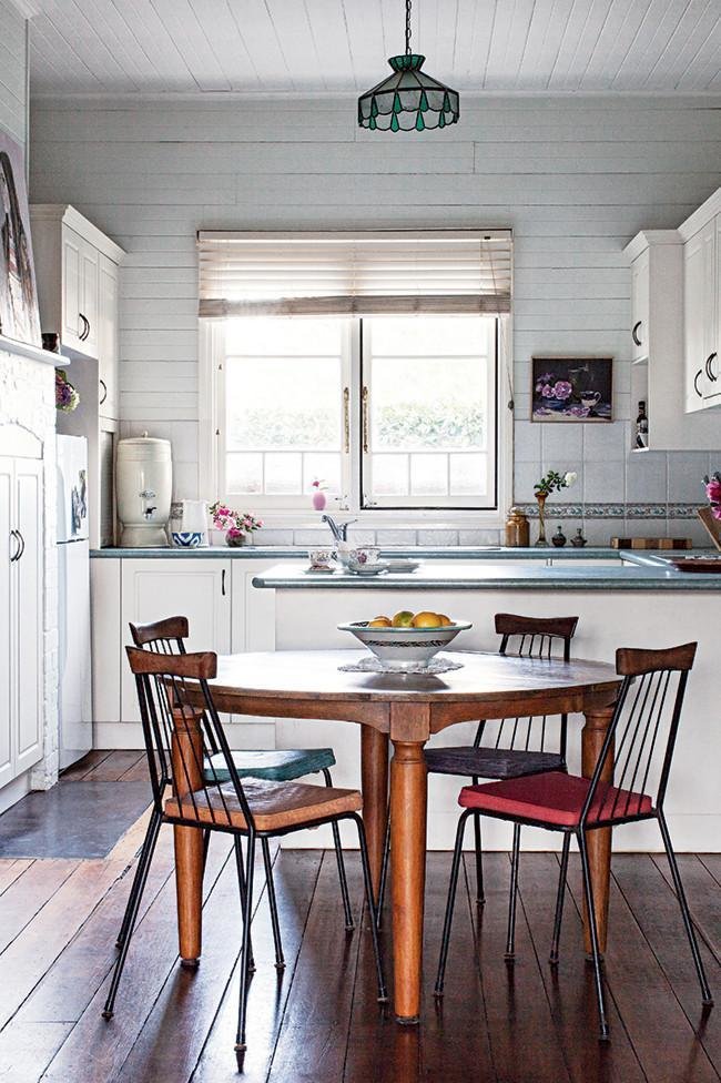 Фотография: Кухня и столовая в стиле Прованс и Кантри, Декор интерьера, Дом, Дача, Дом и дача – фото на INMYROOM Фотография: Кухня и столовая в стиле Прованс и Кантри, Декор интерьера, Дом, Дача, Дом и дача – фото на INMYROOM
