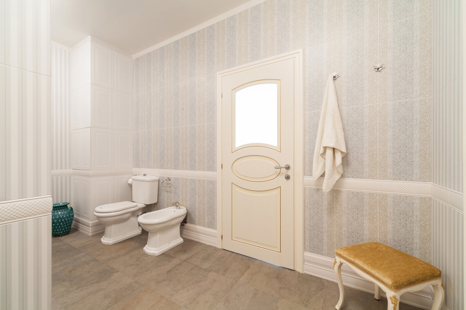 Фотография: Ванная в стиле Классический, Квартира, Дома и квартиры, Проект недели, Москва – фото на INMYROOM