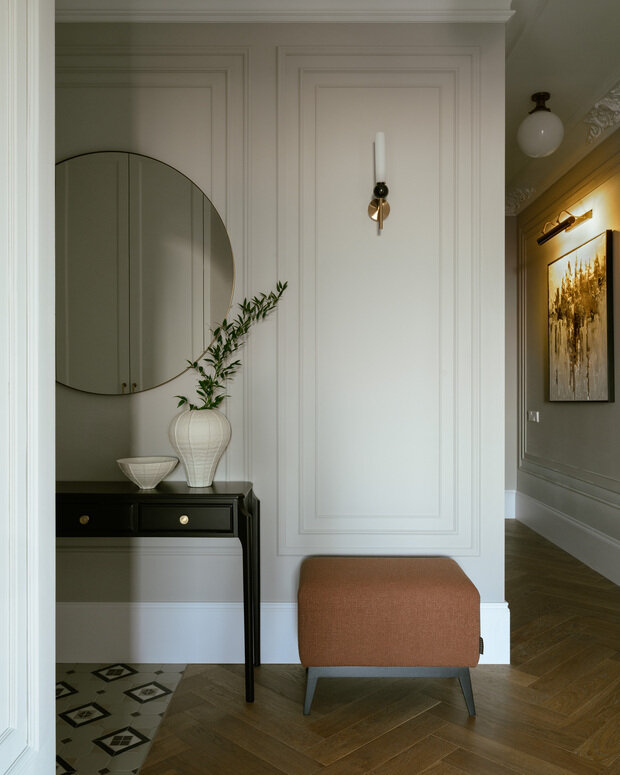 Фотография: Прихожая в стиле Классический, Современный, Эклектика, Квартира, Проект дня, Монолитный дом, 4 и больше, Более 90 метров, современный с элементами классики и роскоши, Тата Шушнина – фото на INMYROOM