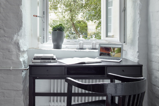 Фотография: Кабинет в стиле Минимализм, Квартира, Проект недели, Москва, Старый фонд, 3 комнаты, 60-90 метров, Арсений Борисенко, za bor – фото на INMYROOM