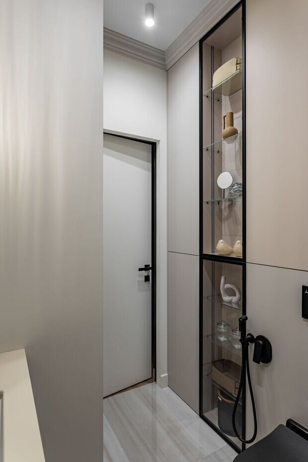 Фотография: Ванная в стиле Современный, Малогабаритная квартира, Проект дня, Москва, 3 комнаты, Сара Михайлова, современный/минимализм, ЖК «Headliner» – фото на INMYROOM