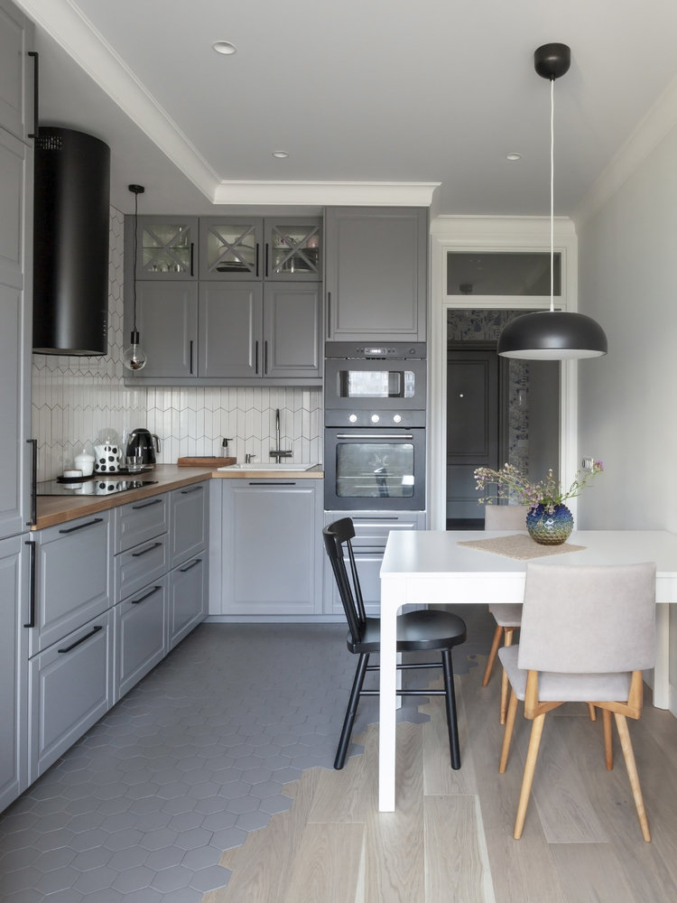 Фотография: Кухня и столовая в стиле Скандинавский, Квартира, Проект недели, Санкт-Петербург, 3 комнаты, 60-90 метров, Светлана Куксова – фото на INMYROOM Фотография: Кухня и столовая в стиле Скандинавский, Квартира, Проект недели, Санкт-Петербург, 3 комнаты, 60-90 метров, Светлана Куксова – фото на INMYROOM