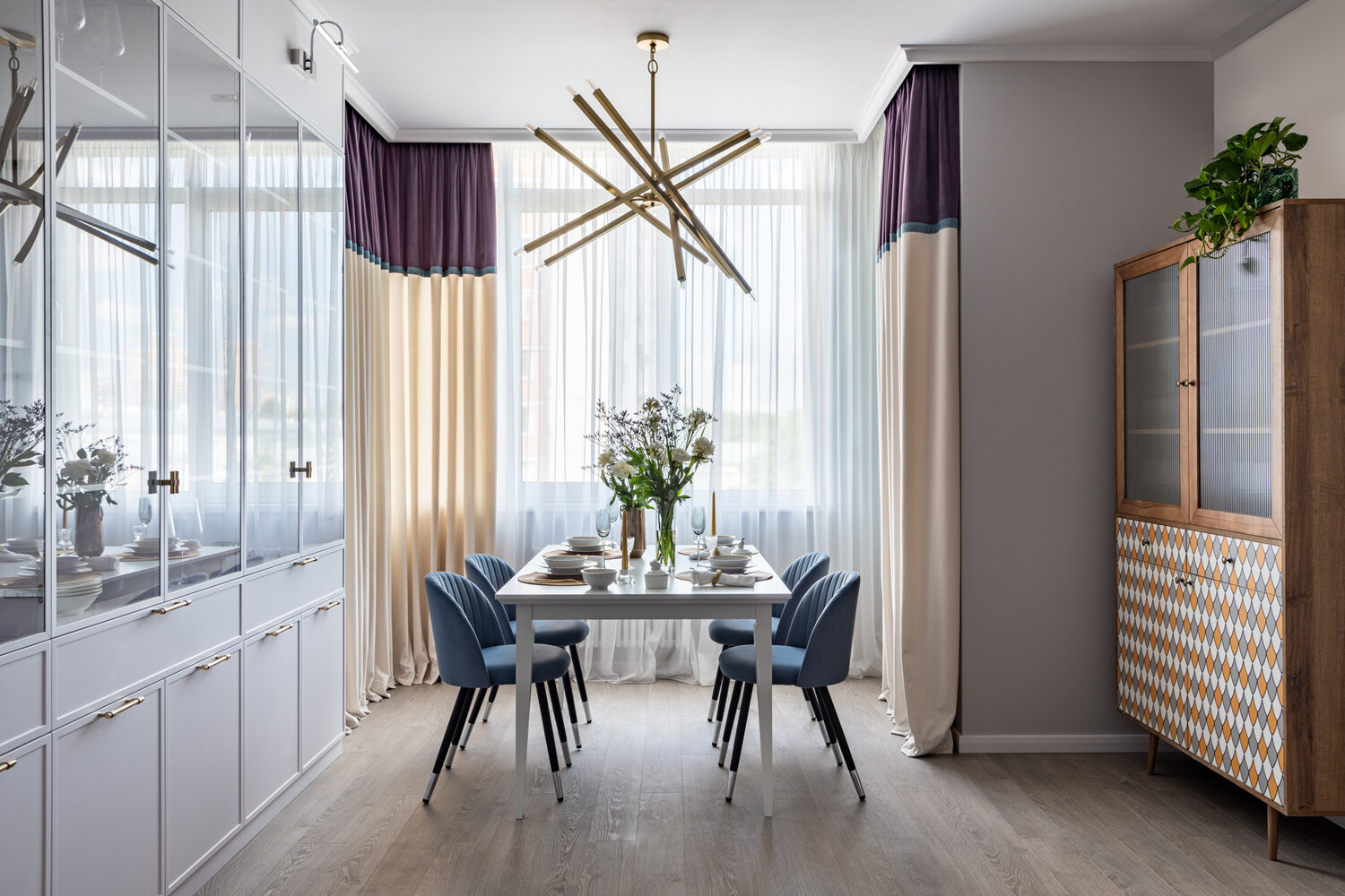 Фотография: Кухня и столовая в стиле Современный, Классический, Квартира, Проект недели, Москва, 3 комнаты, Более 90 метров, Юлия Сергеева – фото на INMYROOM