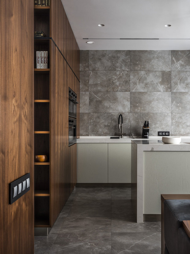 Фотография: Кухня и столовая в стиле Современный, Минимализм, Квартира, Проект недели, Москва, Оксана Цымбалова, 4 и больше, Более 90 метров – фото на INMYROOM