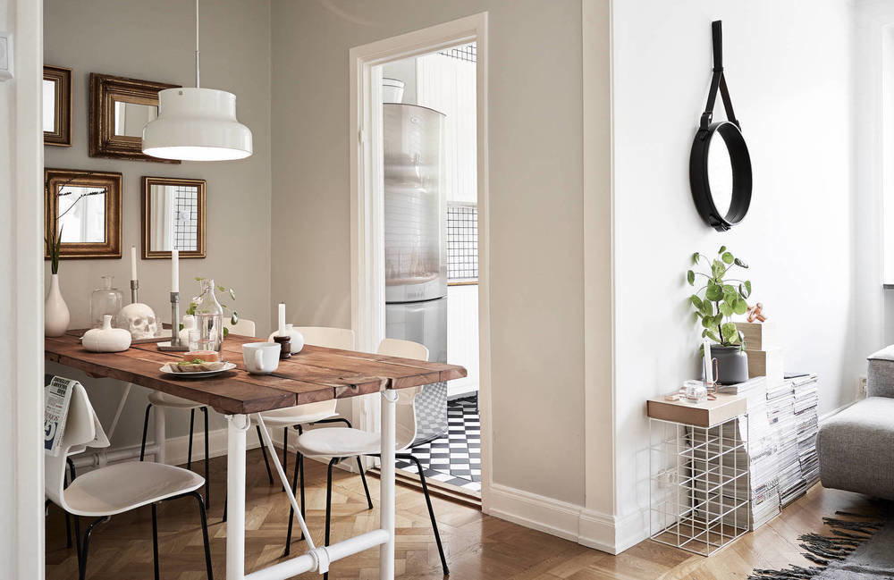 Фотография: в стиле , Цвет в интерьере, Гид, Марина Саркисян, линолеум, ковролин, растения в интерьере, Никита Морозов, живые растения в интерьере, цветовые сочетания, приложения для дома, Мария Шумская, спальня-гостиная, хранение в маленькой ванной, декор для дачного участка, Как выбрать цвет краски для стен, Советы по выбору материалов, Мария Соловьева-Сосновик, Ольга Курчакова, грамотная планировка квартиры большой площади, минималистичный интерьер, как обустроить гардеробную, как обустроить дачный участок, обустройство однушки, хранение вещей, однокомнатная квартира для семьи, как обустроить однокомнатную квартиру для пары с ребенком, как построить загородный дом, ошибки в строительстве загородного дома, интерьер в стиле современной классики, дачный декор, студия в современном стиле, гардеробная в квартире, уборка дома, строительство загородного дома, ламинат на полу, как организовать систему хранения на кухне, как из однушки сделать двушку, растения в горшках в интерьере, Галина Арабская, ошибки в декоре, обустройство двушки в хрущевке, двухкомнатная квартира в хрущевке, обустройство маленькой ванной комнаты, коттедж с минималистским интерьером, интерьер коттеджа, дизайн коттеджа, цветовые схемы для интерьера, как облегчить уборку, ошибки в планировке, ремонт в хрущевке, растения для ленивых, ошибки в планировке малогабаритки, маленькая ванная, Оксана Пантелеева, ПВХ-панели, интерьер маленькой ванной, безопасный для здоровья дом, утепление загородного дома, выбрать цвет стен в гостиной, планировка студии, квартира-студия, наружная теплоизоляция дачного дома, как утеплить дачный дом, Светлана Гусарова, однушка в доме серии 1-511, планировка угловой однокомнатной квартиры, безопасные строительные материалы, мобильные приложения для дизайна интерьера, приложение с фото интерьеров – фото на INMYROOM