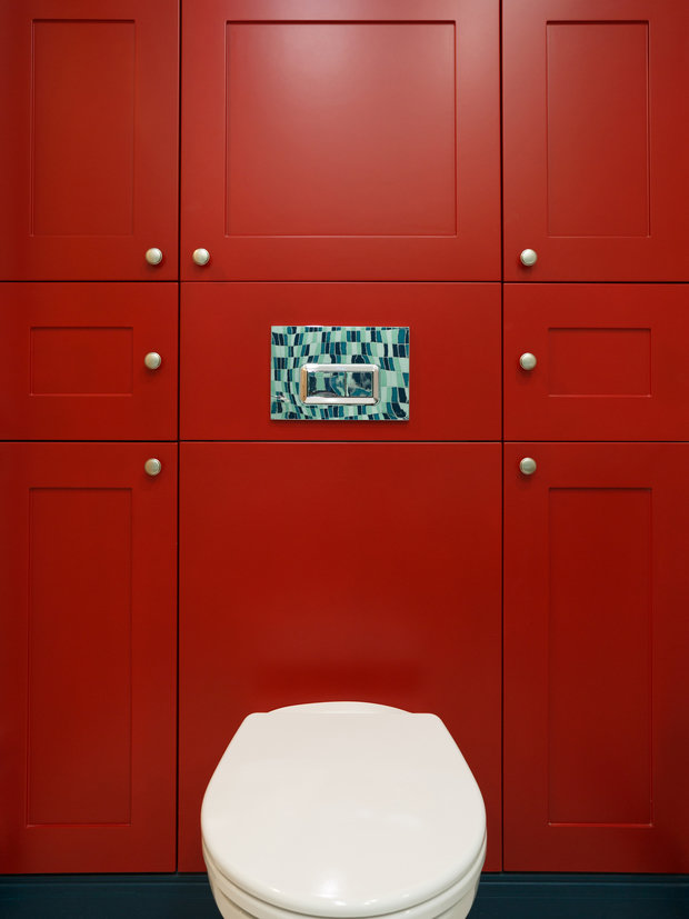 Фотография: Ванная в стиле Современный, Эклектика, Квартира, Проект недели, Москва, Надя Зотова, 4 и больше, Более 90 метров, студия Enjoy Home, Никита Теплицкий – фото на INMYROOM